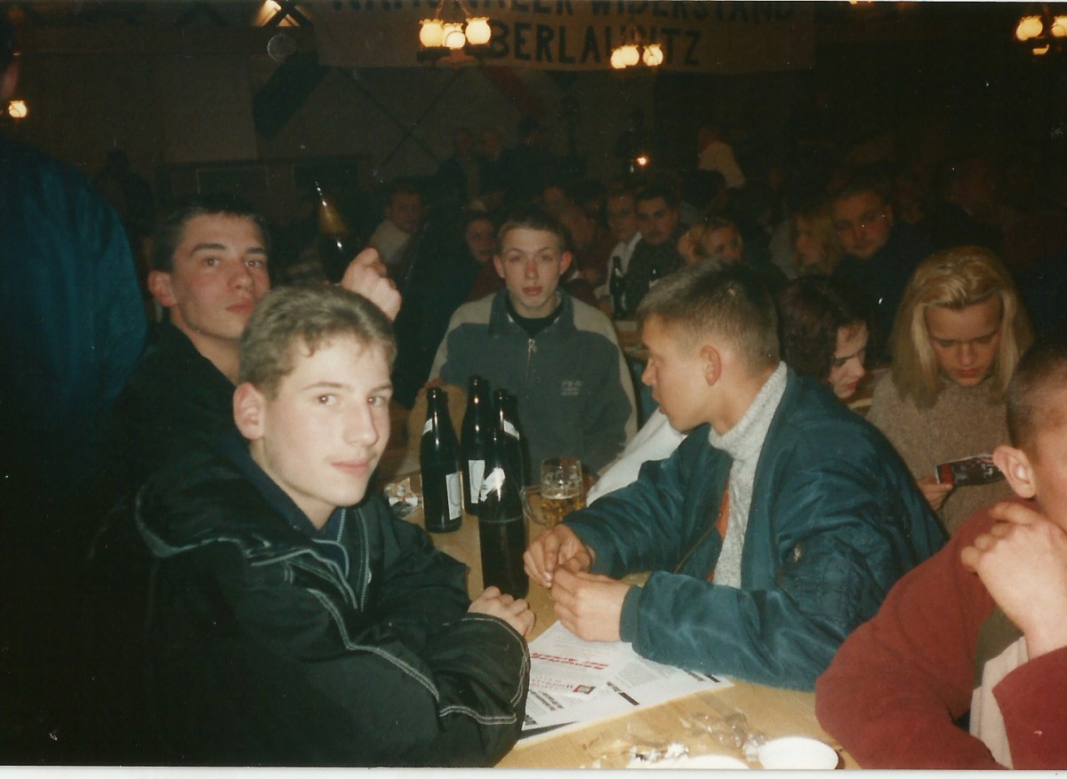 Quelle: 15°Research Archiv/1998 Jugendklub Clossen
