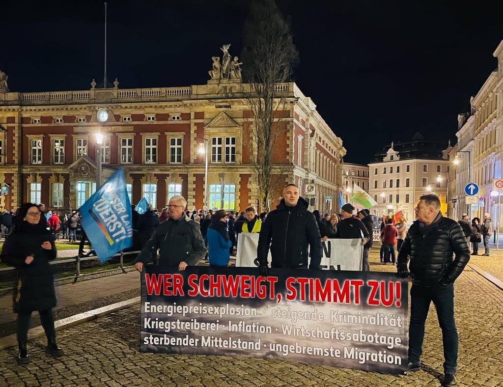 Quelle: 15°Research Archiv / "Montagsdemo" in Görlitz Februar 2023