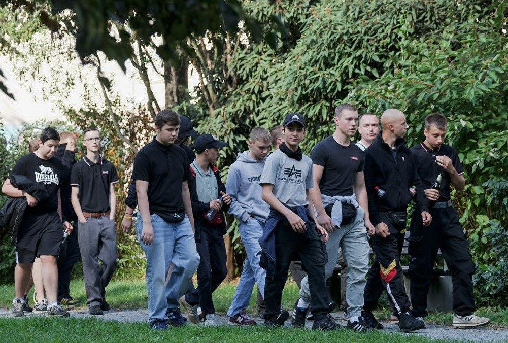 Quelle: 15°Research / rechtsextreme Jugendliche "vermutl. Aktionsgruppe Zittau" gegen den CSD am 06.09.2025 in Zittau